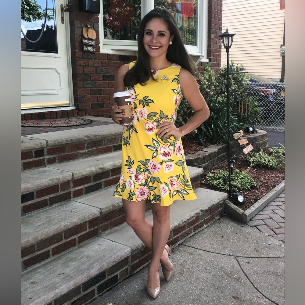 Yellow Floral Dress w/ Ruffle Hem